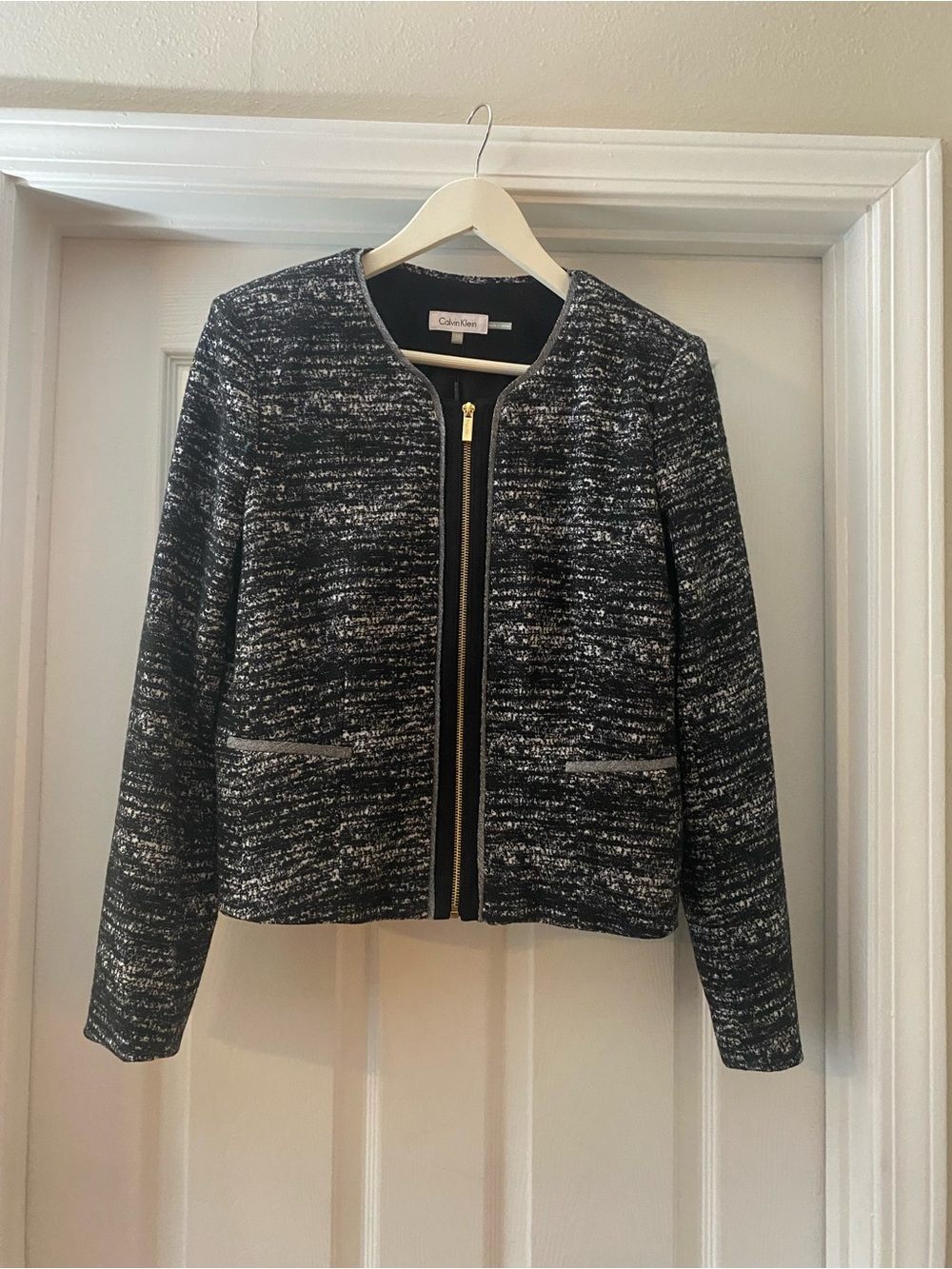 Calvin Klein Women's Black Tweed Zip-Front Jacket. White/Gray. NWT. Size 12.